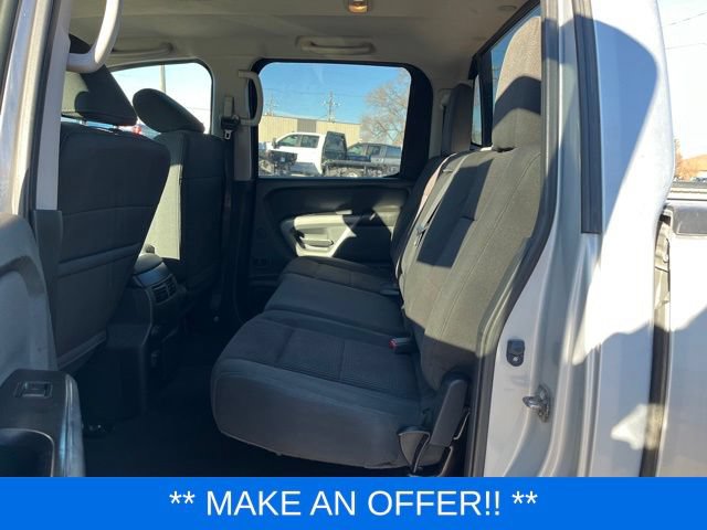Used 2015 Nissan Titan S AWD/4WD image 28