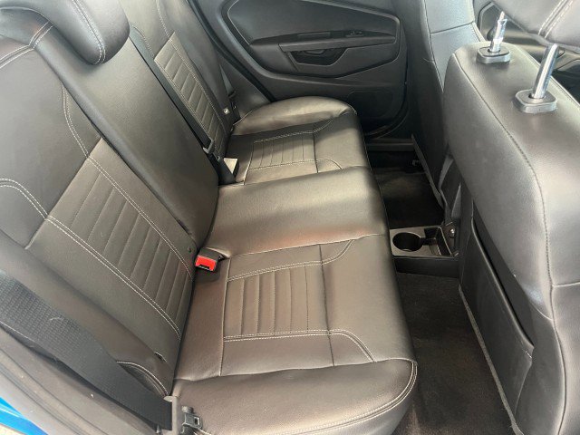 Used 2014 Ford Fiesta Titanium image 34