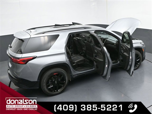 Used 2023 Chevrolet Traverse Premier w/ Redline Edition image 26