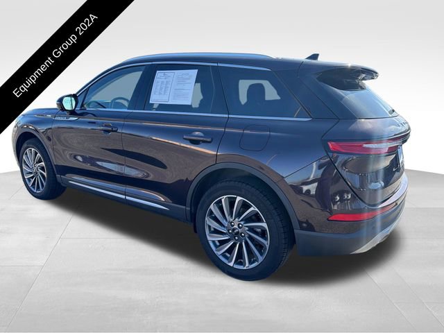 Used 2023 Lincoln Corsair Reserve w/ Equipment Group 202A image 4