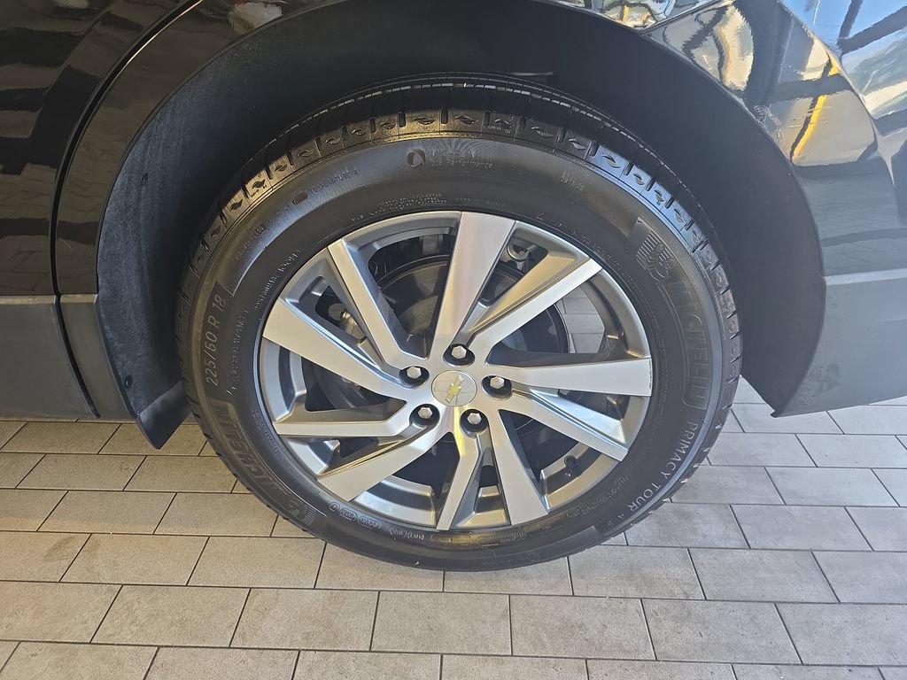 Used 2022 Chevrolet Equinox LT FWD image 33
