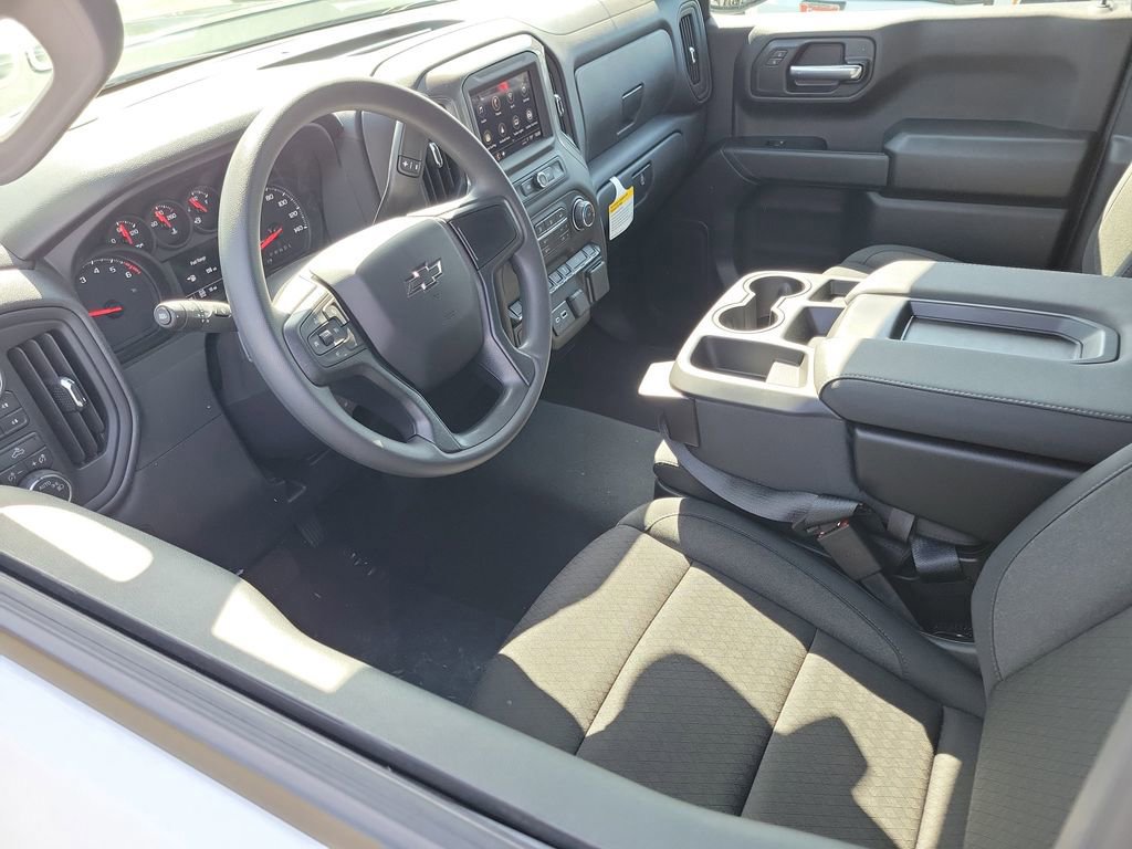 New 2026 Chevrolet Silverado 1500 Custom Trail Boss AWD/4WD image 3
