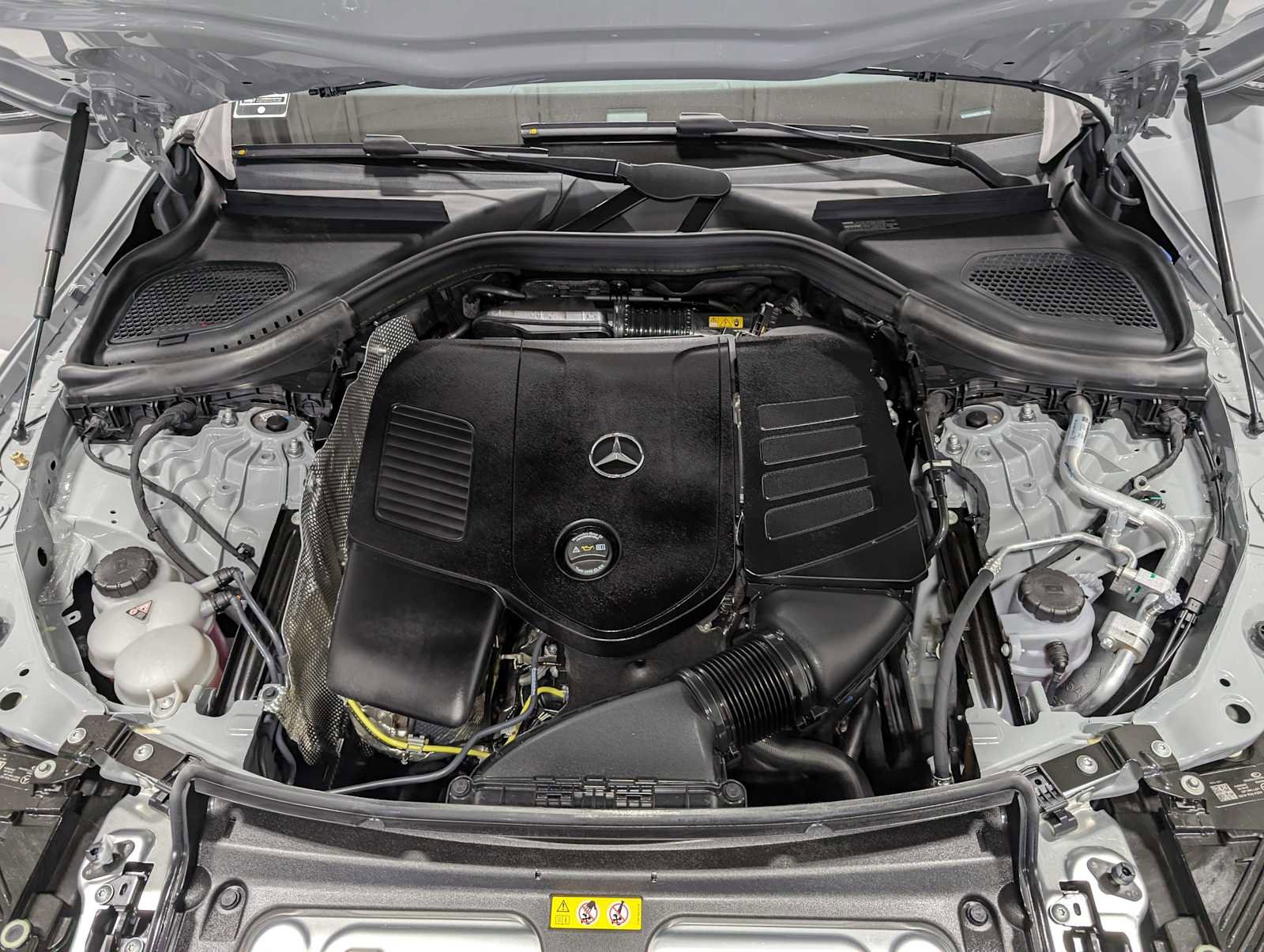 New 2026 Mercedes-Benz GLC 300 GLC 300 image 12