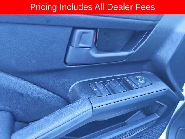 Used 2025 Toyota 4Runner SR5 AWD/4WD image 15
