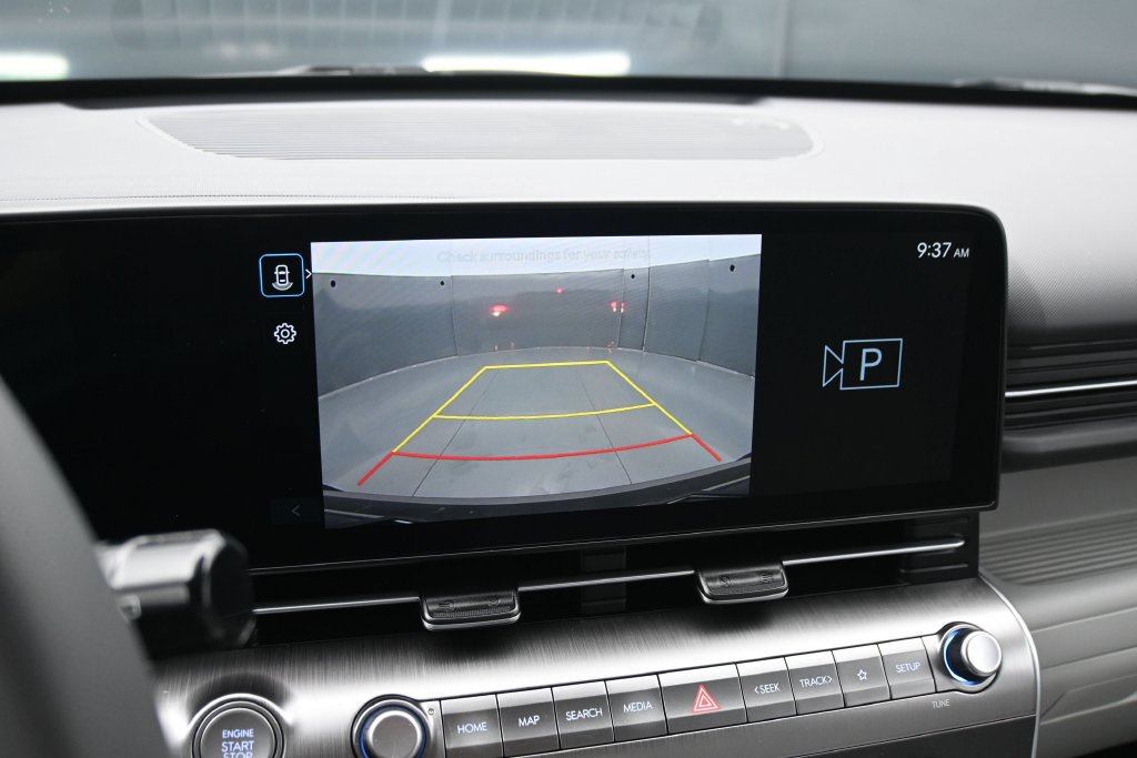 Used 2024 Hyundai Kona SE AWD/4WD image 22