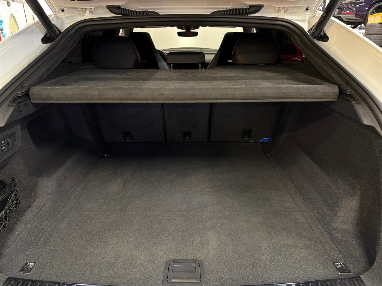 Used 2022 Lamborghini Urus image 26