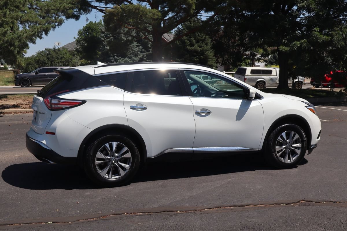 Used 2015 Nissan Murano SV w/ Premium Package AWD/4WD image 4