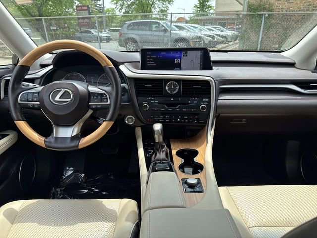 Used 2019 Lexus RX 350L AWD w/ Premium Package image 16