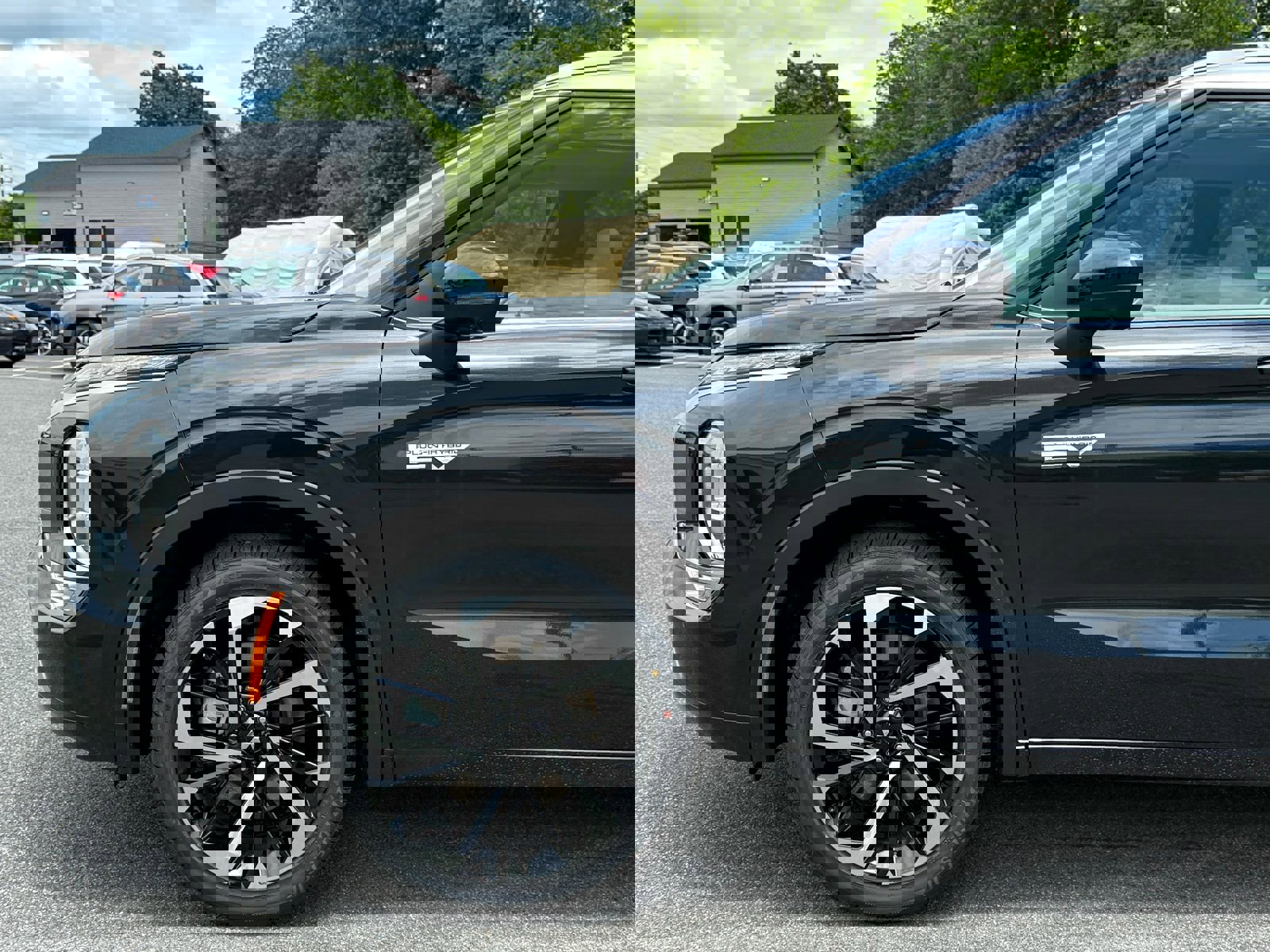 New 2025 Mitsubishi Outlander 4WD Plug-In Hybrid image 17