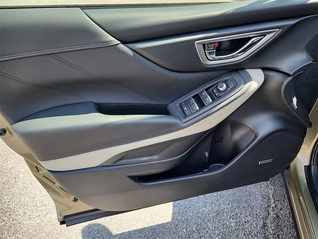 Used 2022 Subaru Forester Limited w/ Popular Package #2 image 12