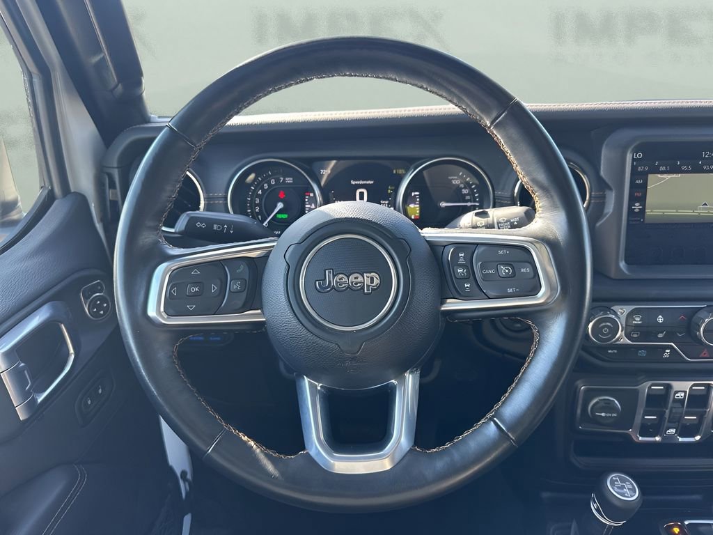 Used 2022 Jeep Wrangler Unlimited Sahara image 12