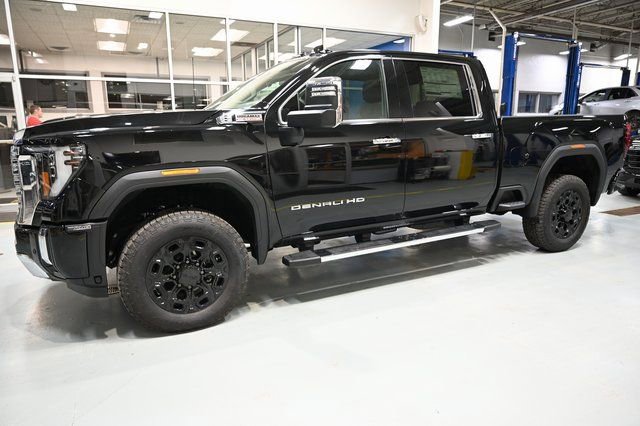 New 2026 GMC Sierra 2500 Denali w/ Denali Reserve Package image 10
