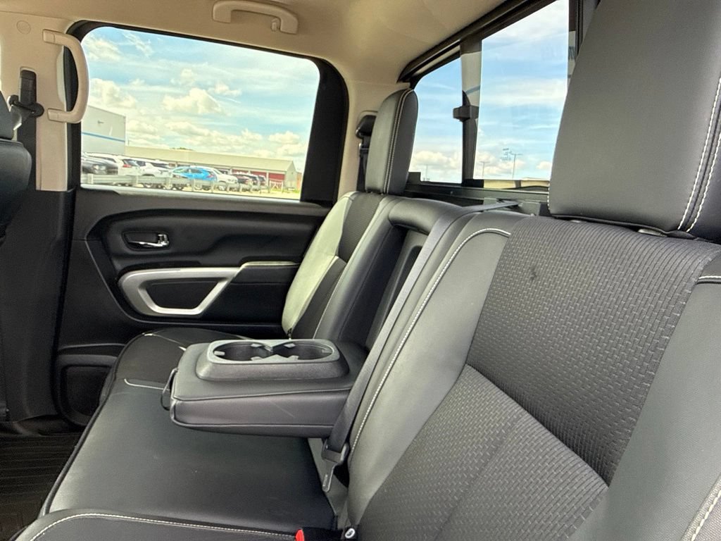 Used 2018 Nissan Titan PRO-4X AWD/4WD image 29