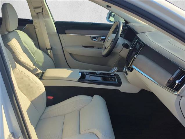 Used 2024 Volvo S90 T8 Ultimate w/ Lounge Package image 25