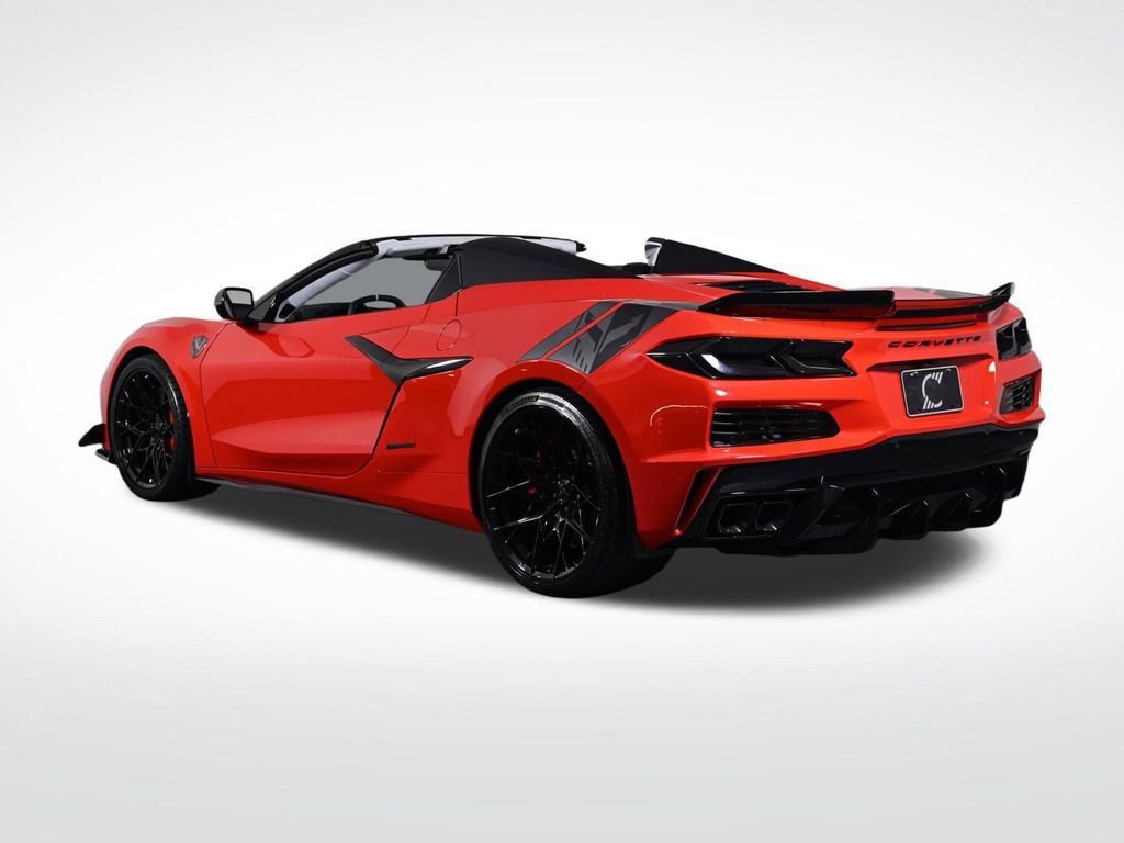 Used 2025 Chevrolet Corvette E-Ray AWD/4WD image 3
