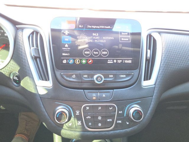 Used 2023 Chevrolet Malibu LT FWD image 18