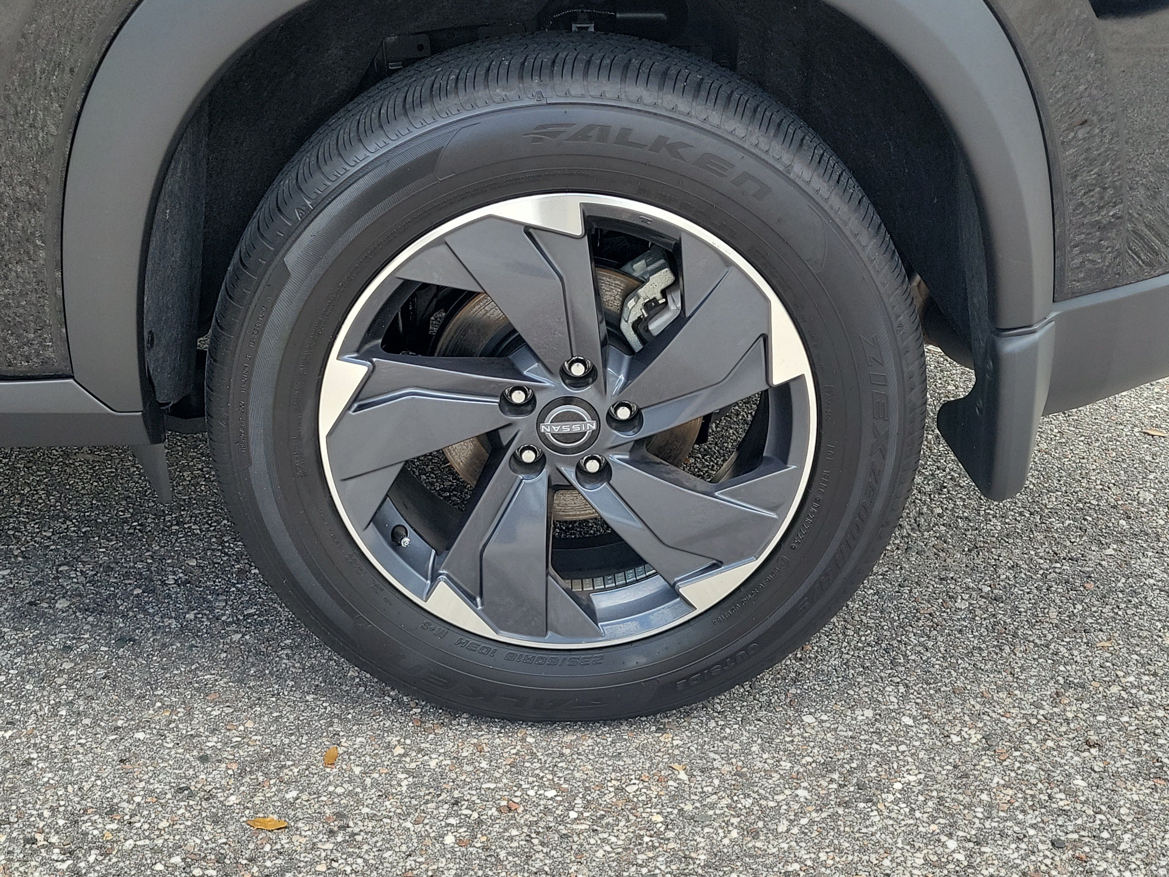 Certified 2026 Nissan Rogue SV w/ Cold Weather Package FWD image 10