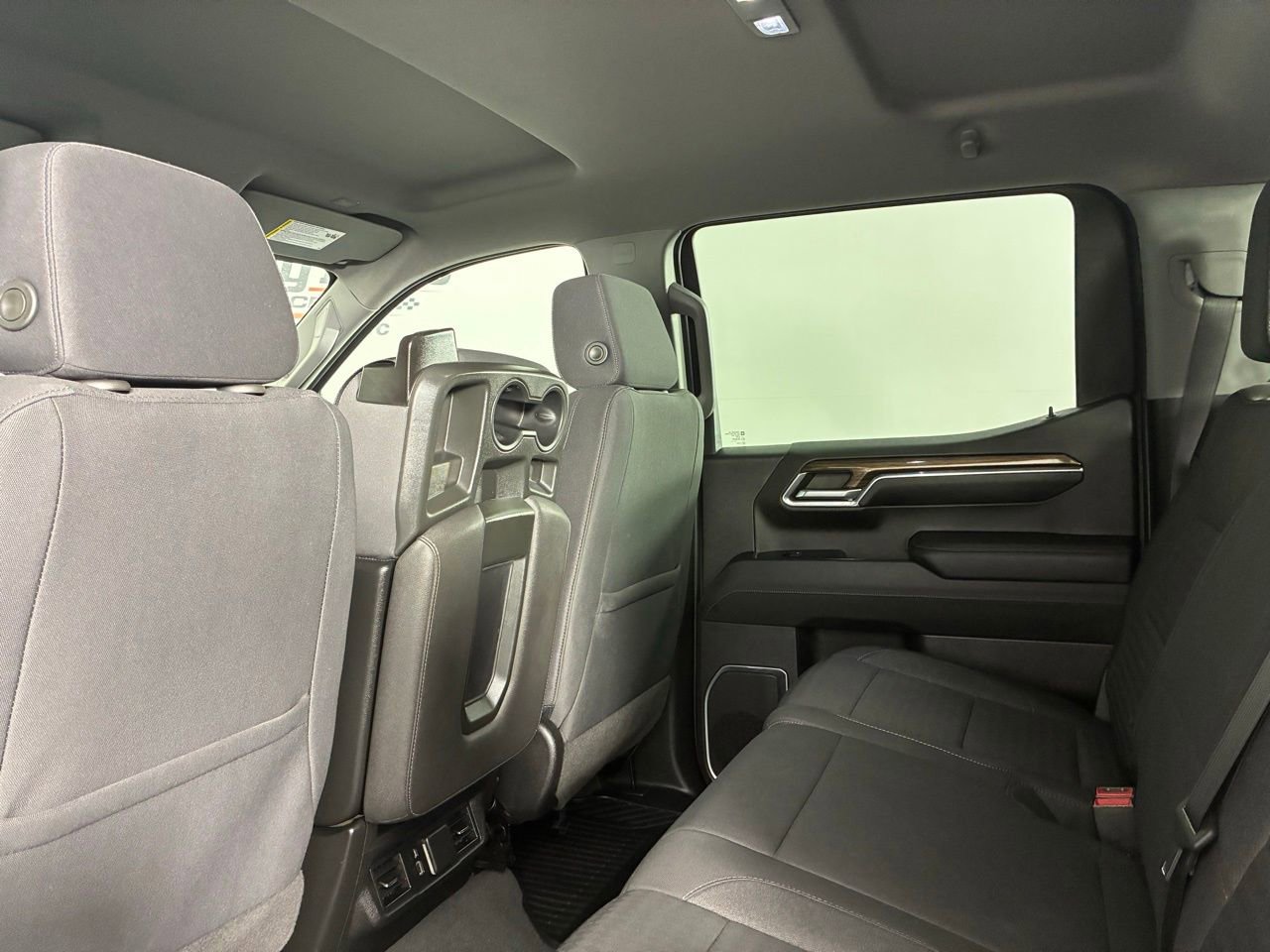 Used 2023 Chevrolet Silverado 1500 LT image 26