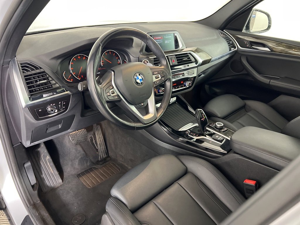 Used 2018 BMW X3 xDrive30i image 2