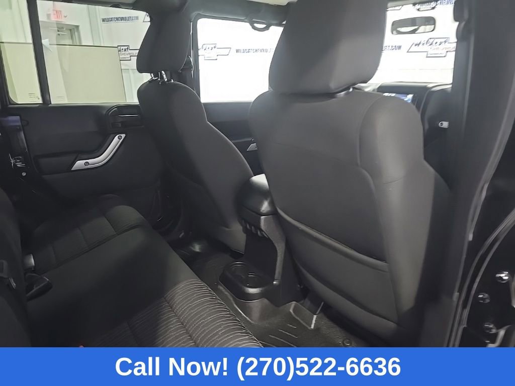 Used 2012 Jeep Wrangler Unlimited Sahara w/ Dual Top Group AWD/4WD image 24