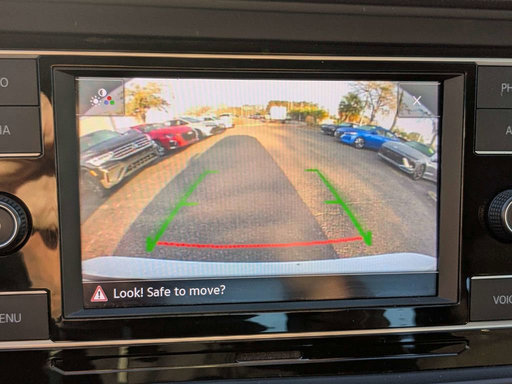 Used 2024 Volkswagen Jetta S image 7