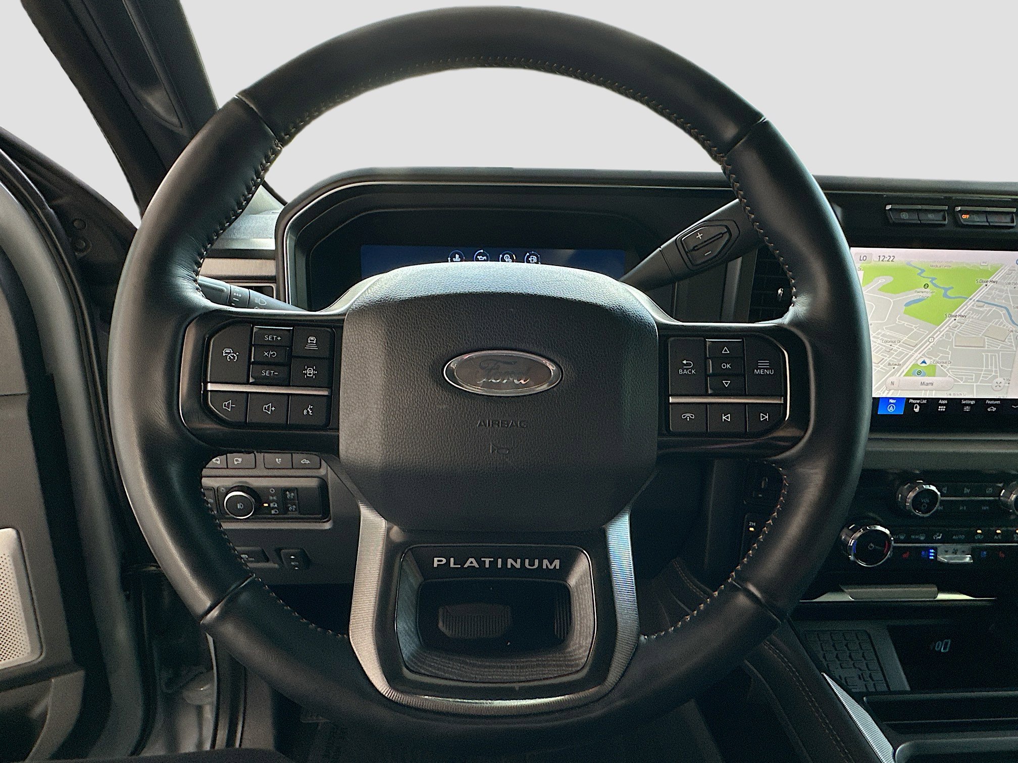 Used 2024 Ford F250 Platinum w/ FX4 Off-Road Package AWD/4WD image 11