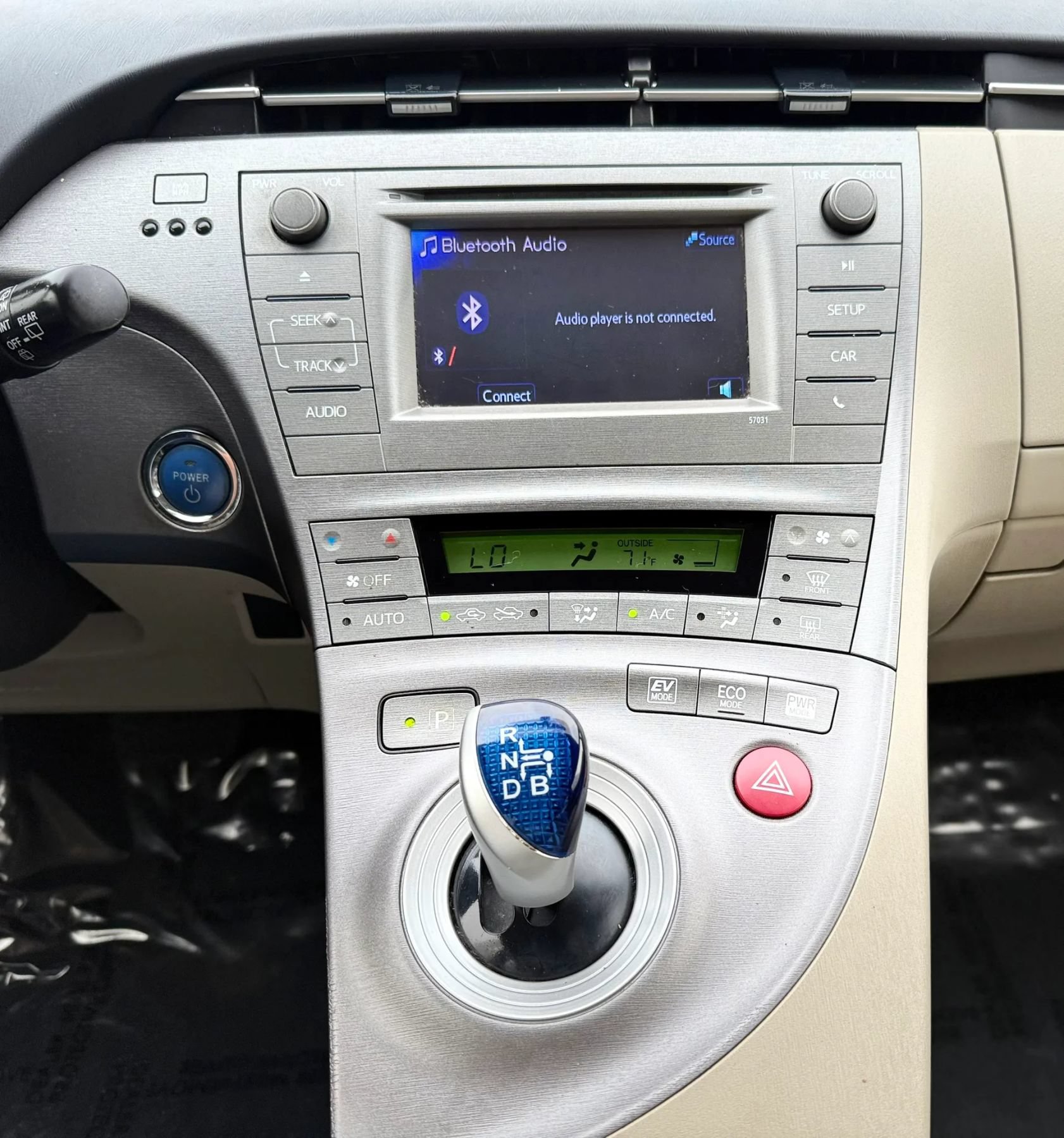 Used 2015 Toyota Prius Two FWD image 17