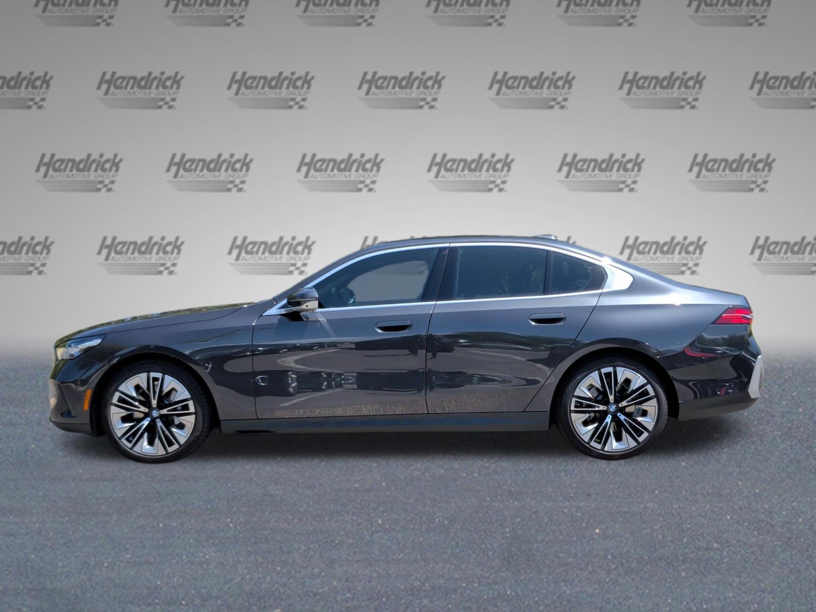 Certified 2026 BMW 530i w/ Convenience Package RWD image 10
