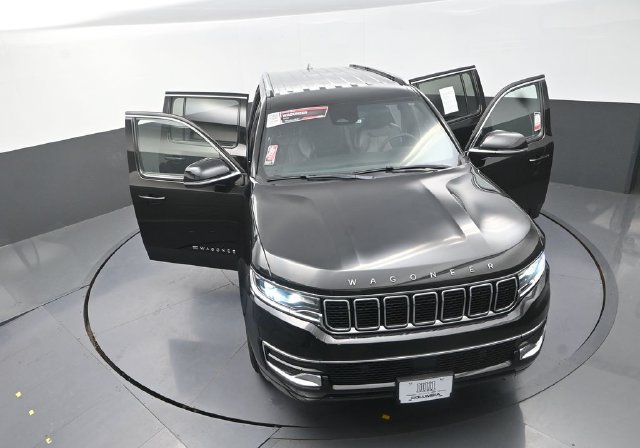 Used 2023 Jeep Wagoneer 4WD w/ Rear Seat Video Group 1 image 30