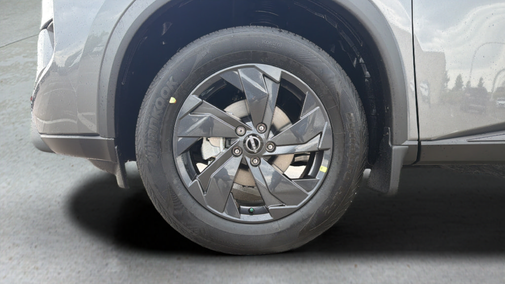 New 2026 Nissan Rogue SV AWD/4WD image 26