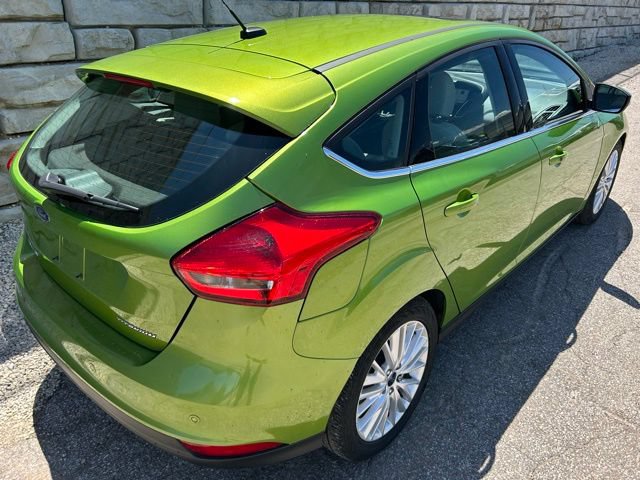 Used 2018 Ford Focus Titanium w/ Titanium Technology Package FWD image 5