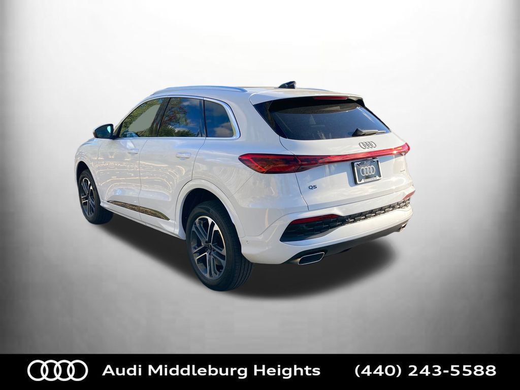 Used 2025 Audi Q5 Premium w/ Convenience Package image 7