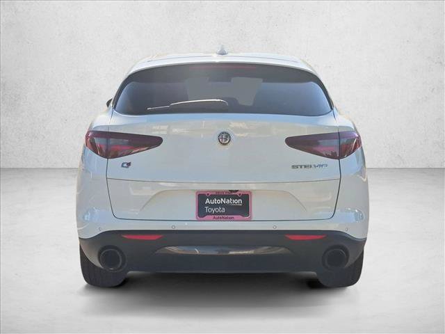 Used 2023 Alfa Romeo Stelvio Sprint AWD/4WD image 7