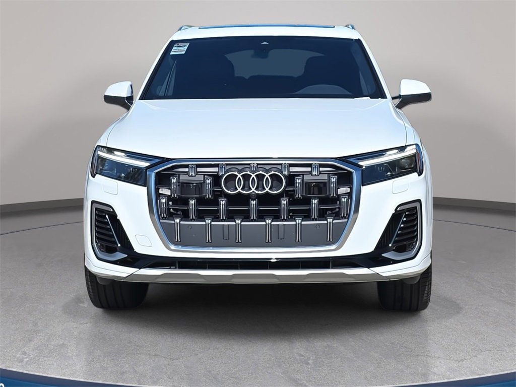 Certified 2025 Audi Q7 3.0T Premium Plus image 8