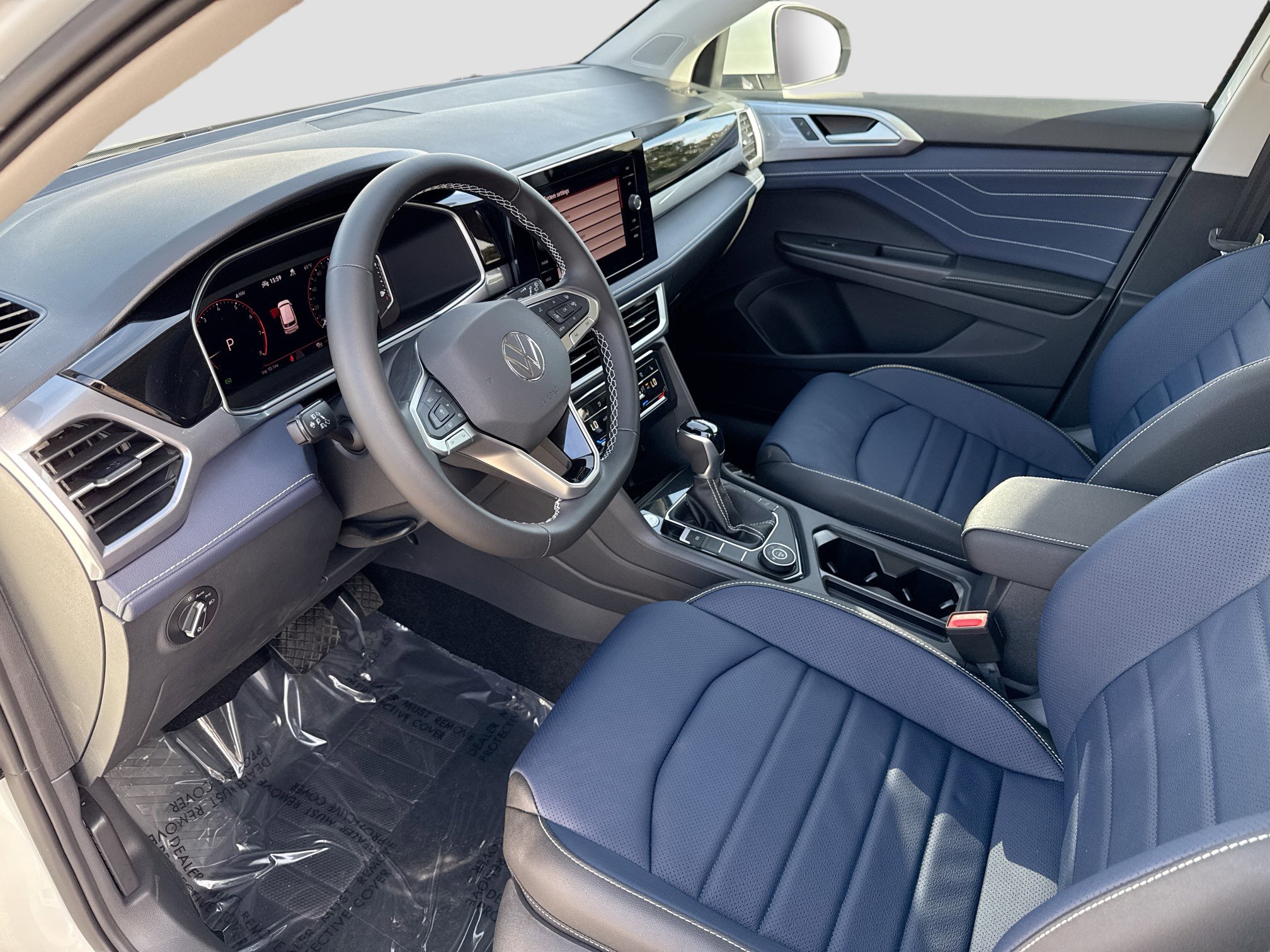 New 2026 Volkswagen Taos SEL AWD/4WD image 25