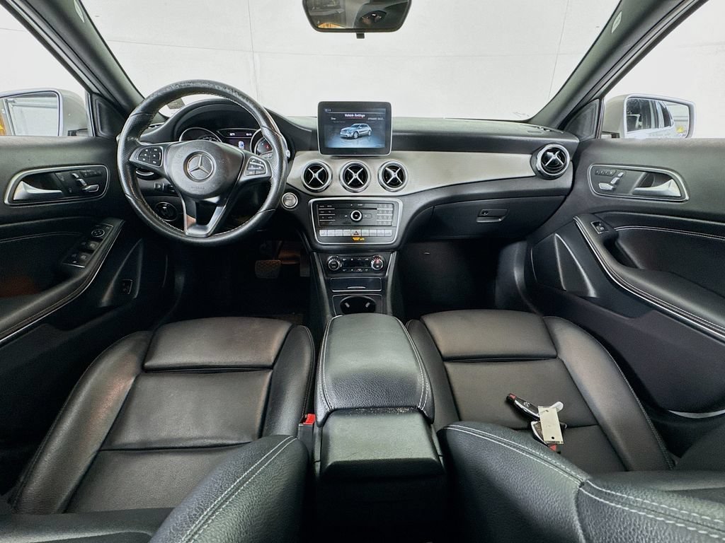 Used 2018 Mercedes-Benz GLA 250 4MATIC image 25