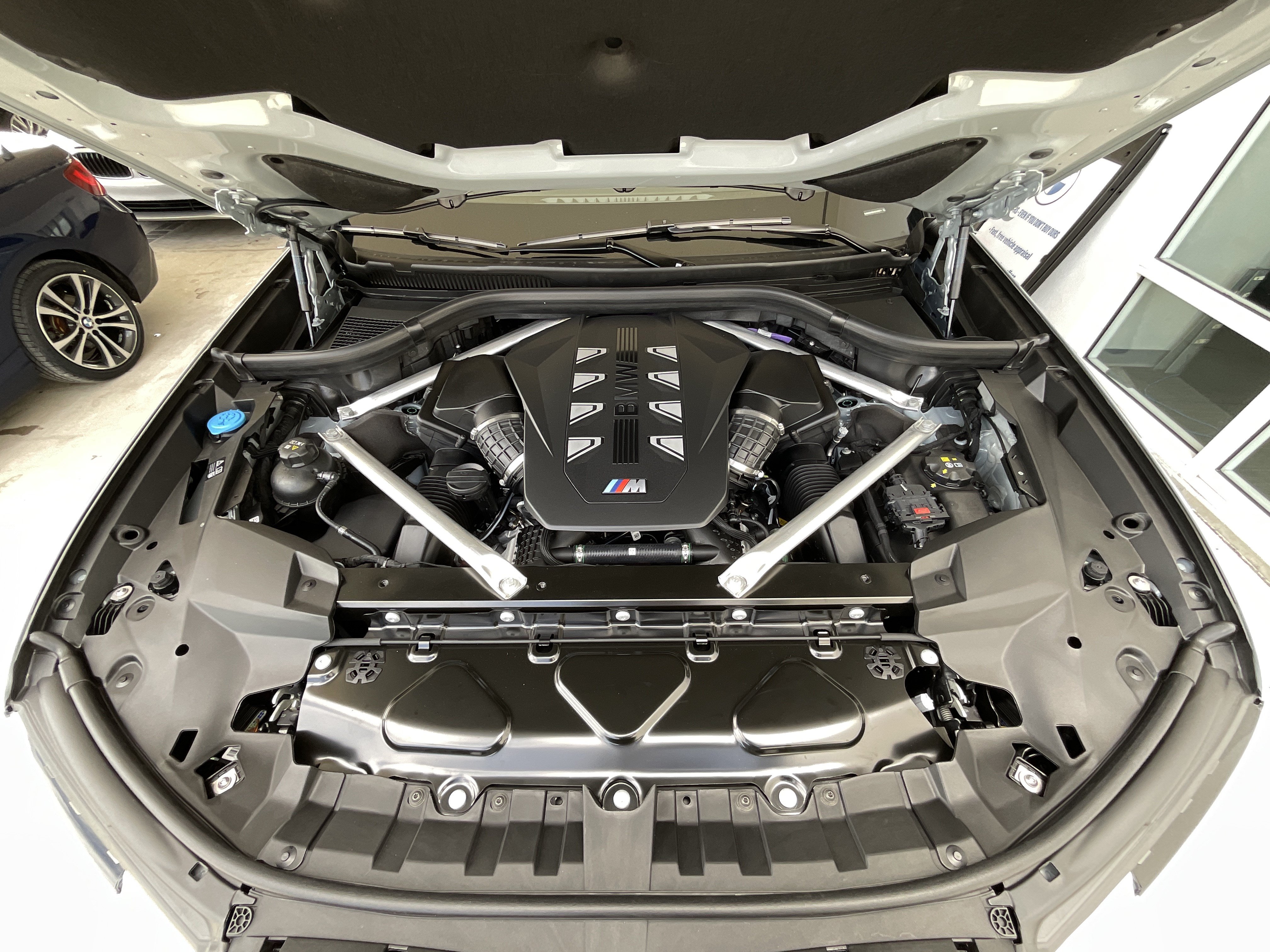 New 2027 BMW X7 M60i AWD/4WD image 34