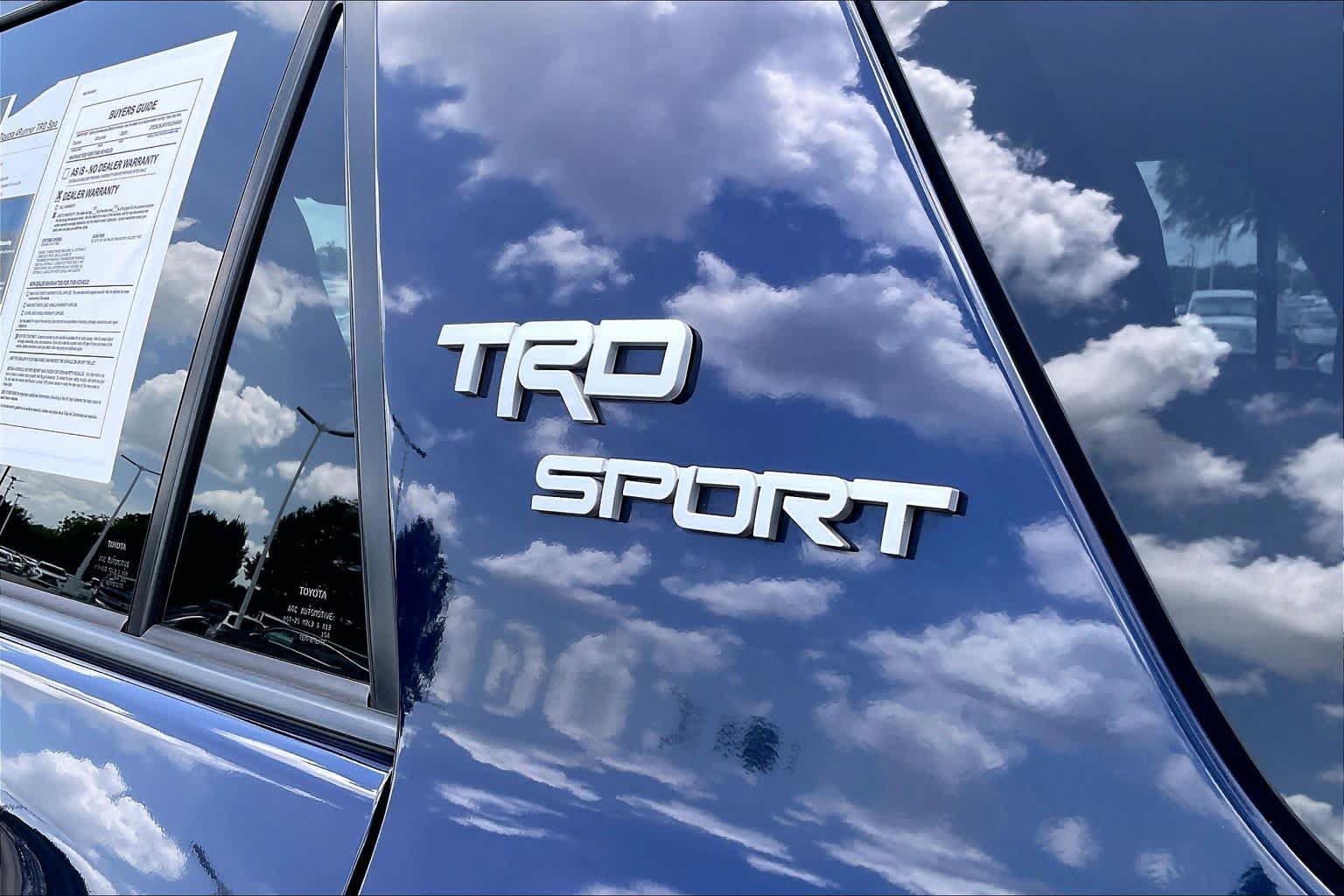 Used 2024 Toyota 4Runner TRD Sport AWD/4WD image 9