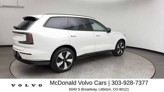 New 2026 Volvo EX90 Plus AWD/4WD image 2
