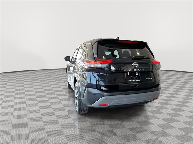Used 2023 Nissan Rogue SV image 9
