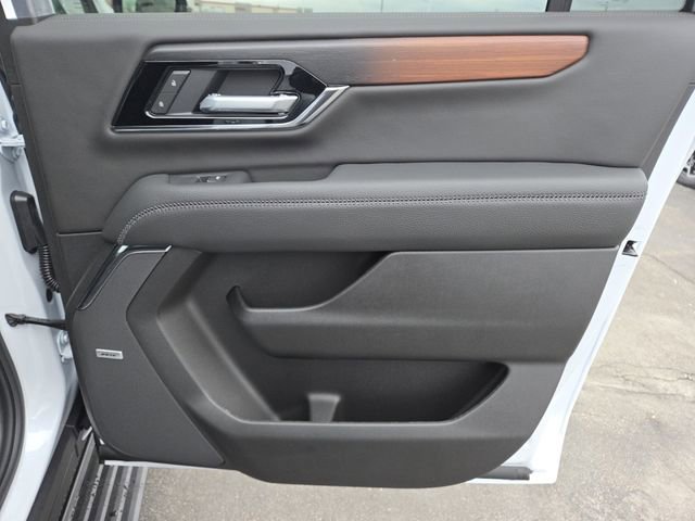 New 2026 GMC Yukon XL Denali w/ Sun & Power Step Package image 32
