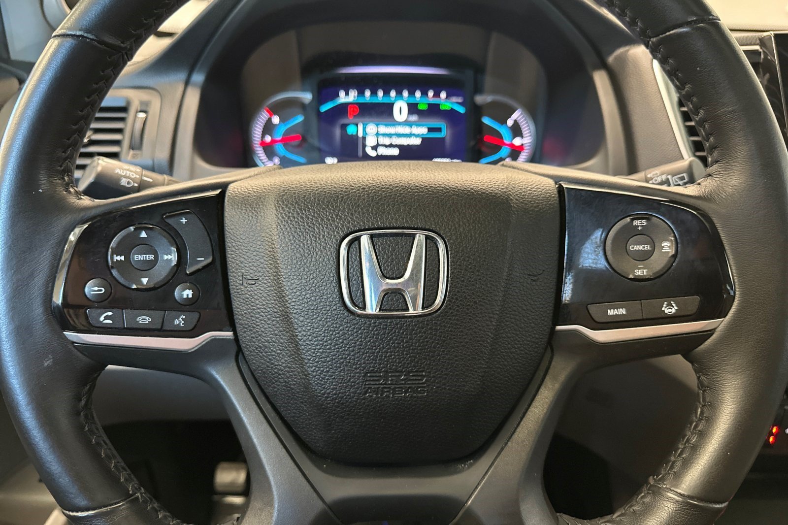 Used 2021 Honda Pilot Touring image 11