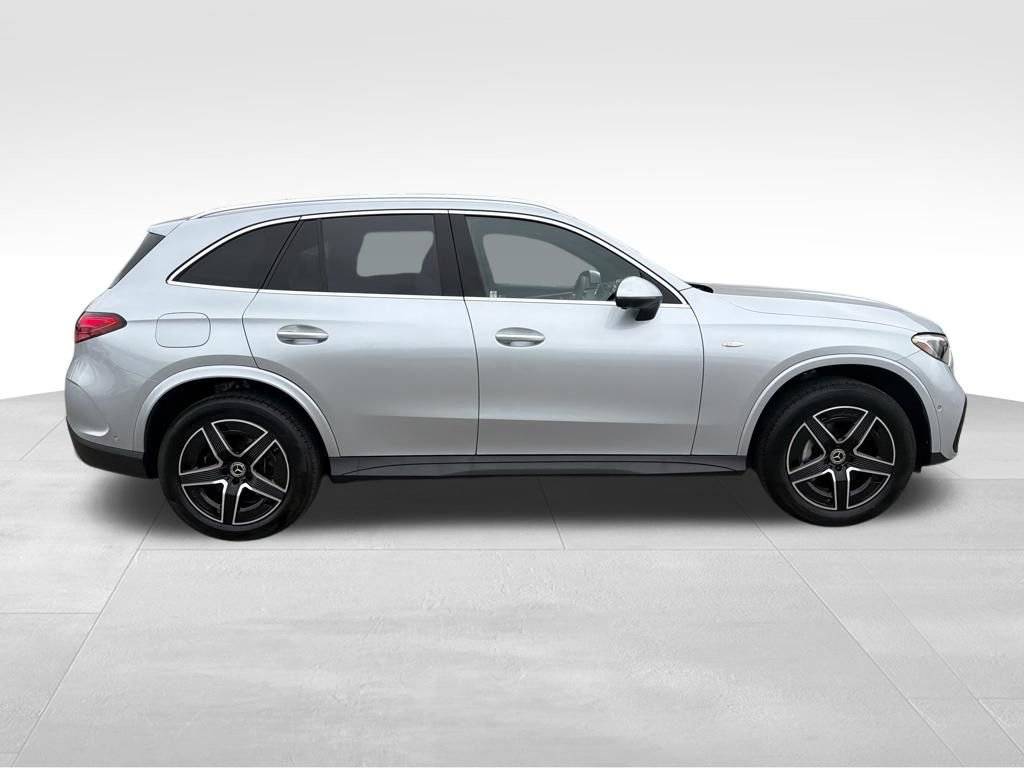 Used 2025 Mercedes-Benz GLC 350e 4MATIC image 6