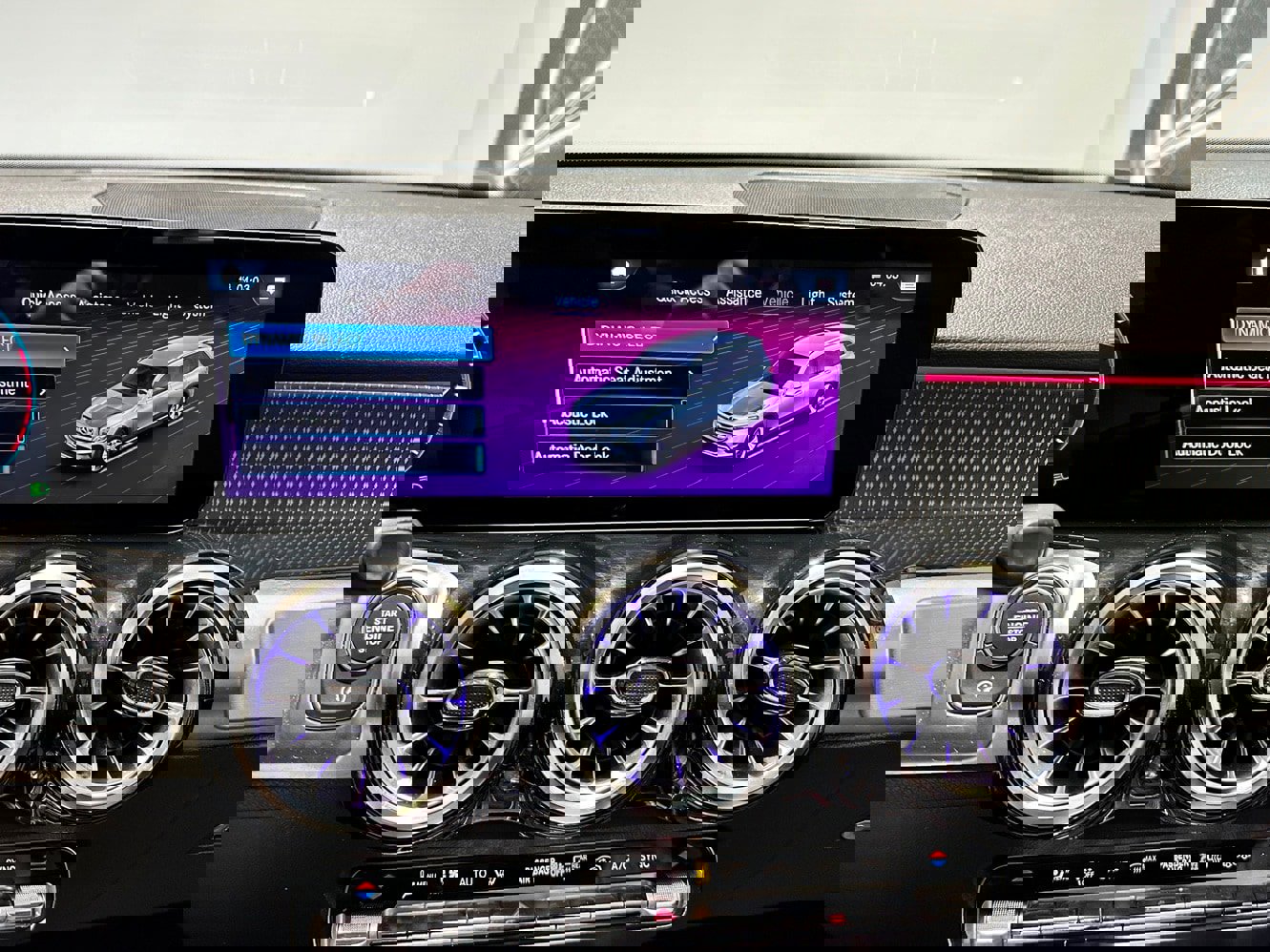 Used 2022 Mercedes-Benz GLB 250 4MATIC image 22