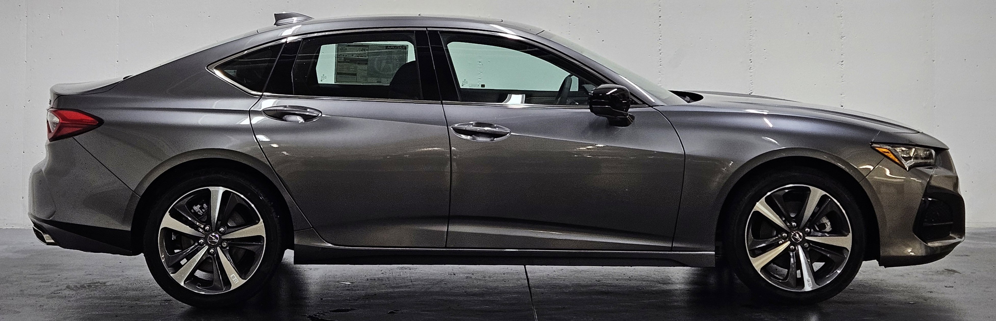 New 2025 Acura TLX w/ Technology Package image 3