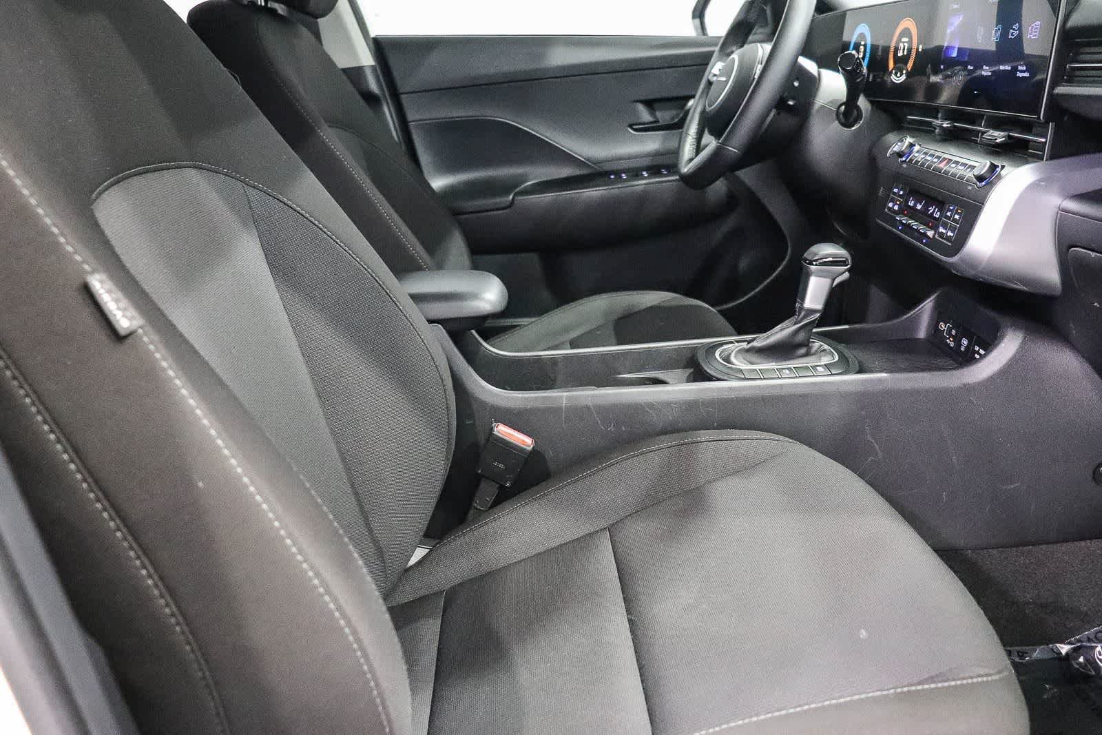 Used 2024 Hyundai Kona SEL FWD image 16