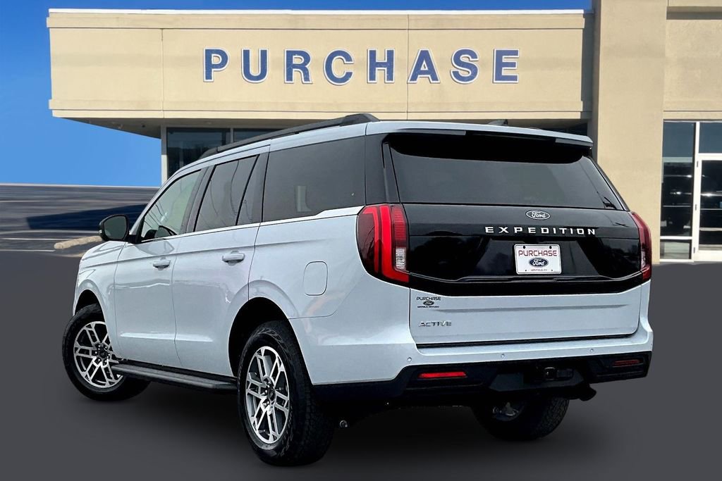 New 2026 Ford Expedition Active image 3