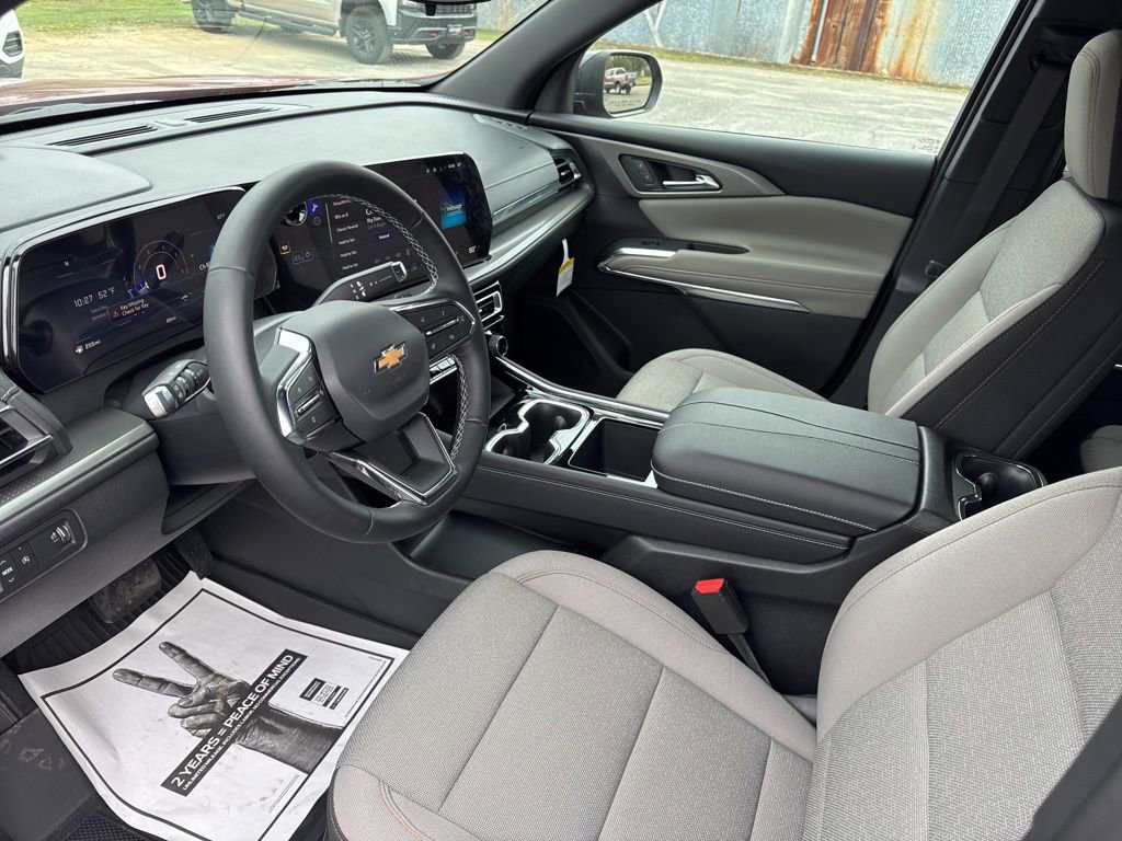 New 2026 Chevrolet Traverse LT w/ LPO, Floor Liner Package image 14