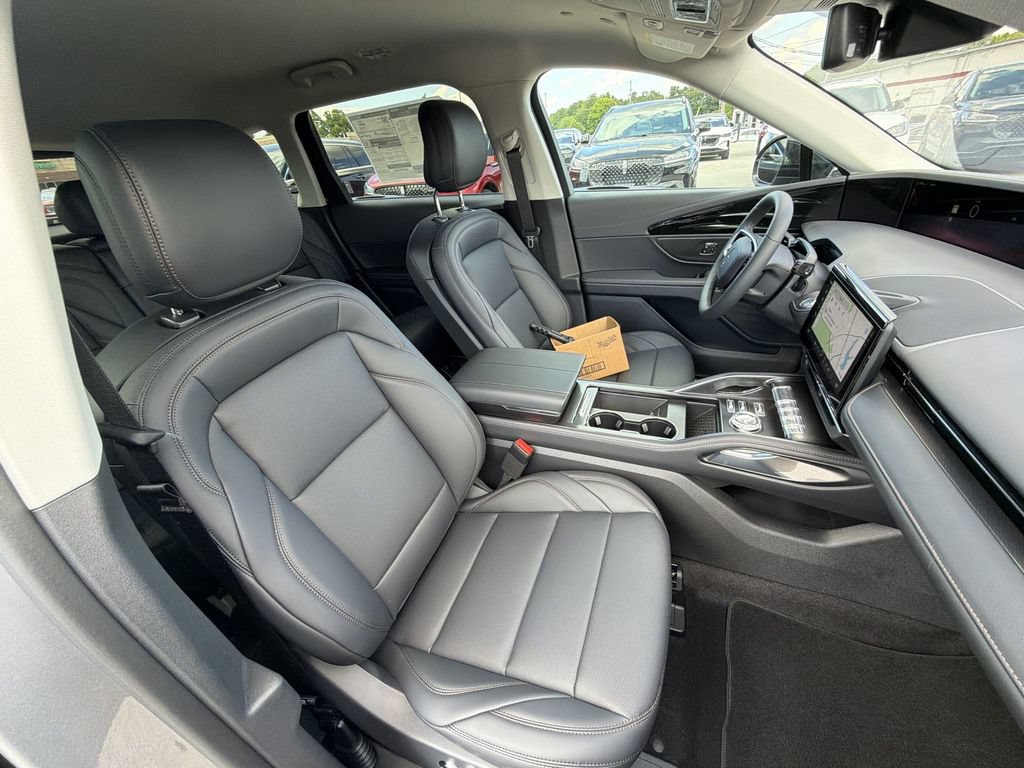 New 2026 Lincoln Nautilus Premier AWD/4WD image 25