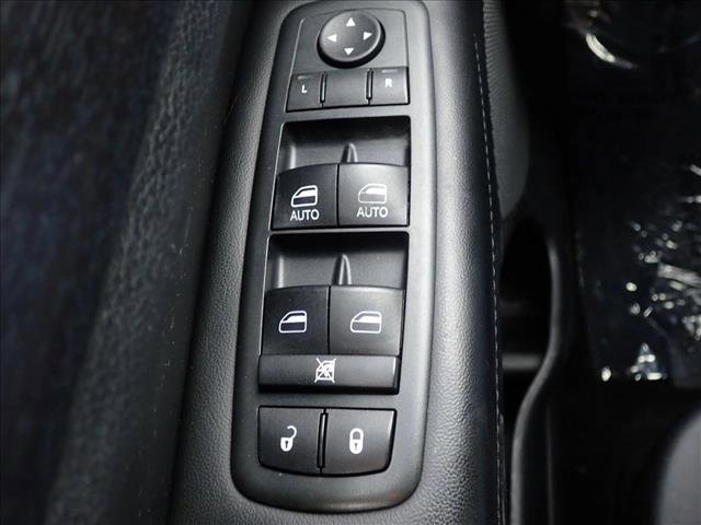 Used 2014 Jeep Grand Cherokee Laredo w/ Quick Order Package 23E AWD/4WD image 23